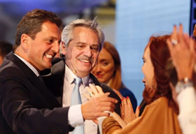 El poder vuelve al dedo permisivo de La Doctora